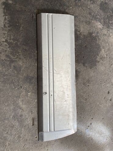 Nissan Mistral Молдинг двери, Ниссан Мистрал Молдинг двери. Сторона