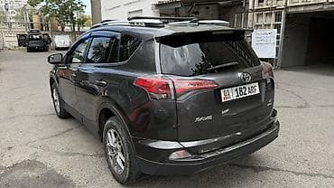 infinity fx35: Toyota RAV4: 2018 г., 2.5 л, Автомат, Бензин, Кроссовер — 5