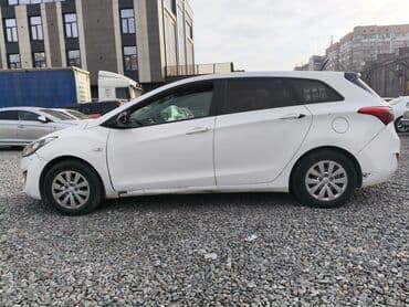 скион ха: Hyundai i30: 2016 г., 1.6 л, Механика, Бензин, Универсал — 3