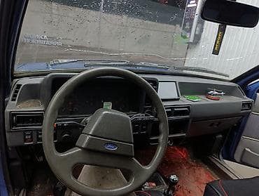 golf 2: Ford Escort: 1985 г., 1.1 л, Механика, Бензин, Хэтчбэк — 9