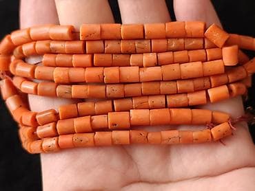 Бижутерия: Продаю коралловые бусы, длина одной нити 44 см — 2