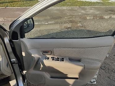 такта раум: Toyota Raum: 2004 г., 1.4 л, Автомат, Бензин — 4