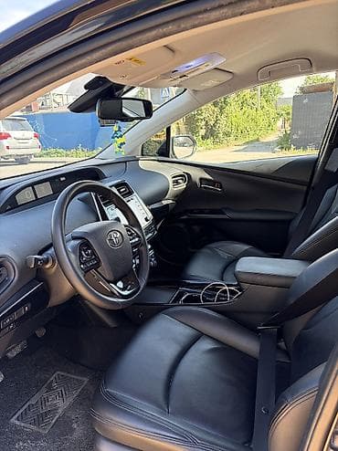 hundai porter: Toyota Prius: 2020 г., 1.8 л, Вариатор, Гибрид, Лифтбек — 10