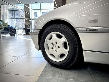 lexus e: Mercedes-Benz C-Class: 2000 г., 3.2 л, Автомат, Бензин, Седан — 3