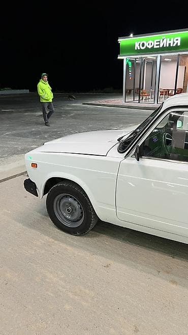 свет для видео: ВАЗ (ЛАДА) 2107: 2010 г., 1.7 л, Ручные, Бензин, Седан — 3