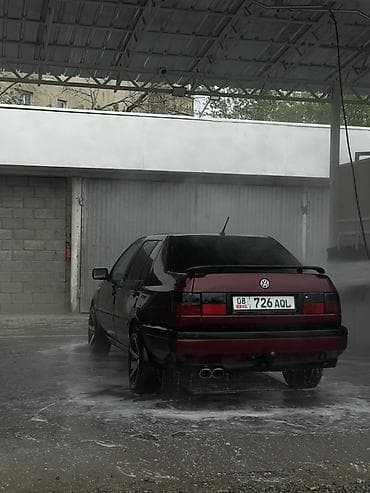 evo poliki: Volkswagen Vento: 1992 г., 1.8 л, Ручные, Газ — 2