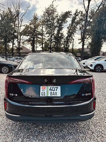e6 3: Dongfeng : 2023 г., Электромобиль, Седан — 3