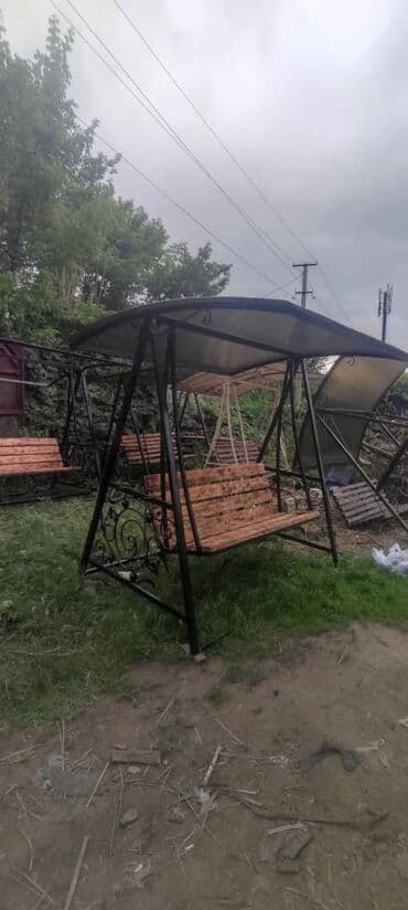 садовый стол и стулья: Садовые качели Металл, Со спинкой, С крышей — 2
