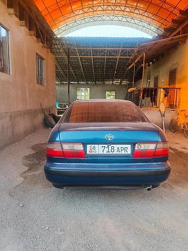 салквн тор: Toyota Carina E: 1995 г., Механика, Бензин, Седан — 3