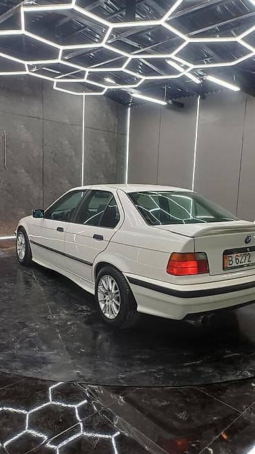 bmw 1 8: BMW 3 series: 1991 г., 1.8 л, Механика, Бензин, Седан — 6
