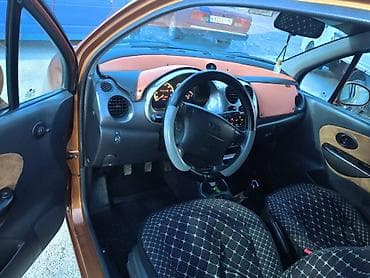 Chevrolet Matiz: 2003 г., 0.1 - engine capacity л, Кол менен иштөөчү, Бензин, Хетчбек — 3