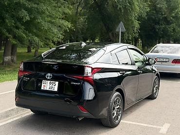 model y: Toyota Prius: 2019 г., Автомат, Гибрид, Хэтчбэк — 5