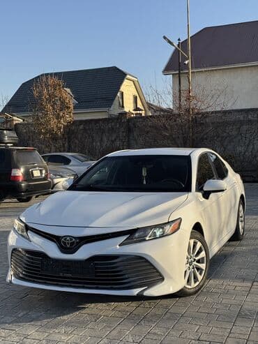 купить тойоту альфард в рассрочку в бишкеке: Toyota Camry: 2018 г., 2.5 л, Автомат, Бензиновая, Седан — 1