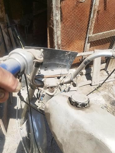 мотороллер ссср: Мопед советского образца с двухтактным двигателем V-50 (на крышке — 7