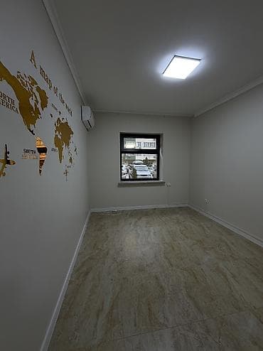 бизнес услуги: Аренда офисов, 40 м², В бизнес центре, С видом на горы, 1 линия, С оборудованием — 8