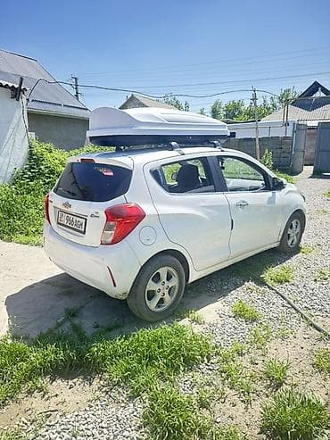 чехол для мотошлема: Chevrolet Spark: 2017 г., 1 л, Автомат, Бензин, Хэтчбэк — 4