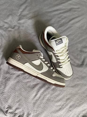 кроксы 36: Эркектердин кроссовкасы, 43, Nike, Жаңы, түсү - Боз, Өзү алып кетүү — 1