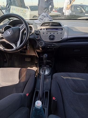 scooter maxi: Honda Fit: 2010 г., 1.5 л, Автомат, Бензин, Хэтчбэк — 2