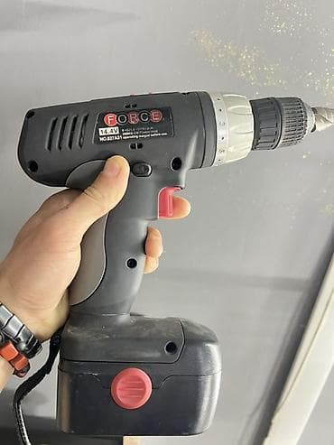 Аккумуляторная дрель-шуруповерт FORCE 14.4V - Питание: аккумулятор