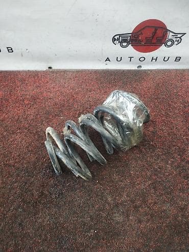 Задняя пружина амортизатора Mitsubishi 1995 г., Б/у, Оригинал, Япония at lalafo.kg Задняя пружина амортизатора Mitsubishi 1995 г., Б/у, Оригинал, Япония