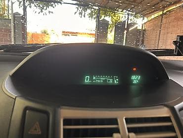 диски w221: Toyota Vitz: 2007 г., 1.3 л, Робот, Бензин, Хэтчбэк — 9