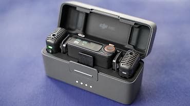 Микрофоны: DJI Mic 2 (на 2 персоны) Комплект: - 2 передатчика (TX) с — 2