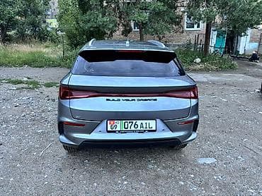BYD: BYD E2: 2024 г., Электромобиль, Хэтчбэк — 3