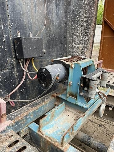 форд двух скат: Эвакуатор, 1986 г., Прямая — 6