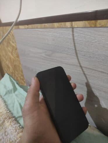 подставка с охлаждением для ноутбука: IPhone 13, Б/у, 128 ГБ, Черный, Чехол, Защитное стекло, 85 % — 2