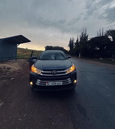 ланкрузер 300: Toyota Highlander: 2019 г., 3.5 л, Автомат, Бензин, Кроссовер — 3