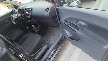 eclipse: Toyota Ist: 2008 г., 1.8 л, Бензин, Универсал — 7