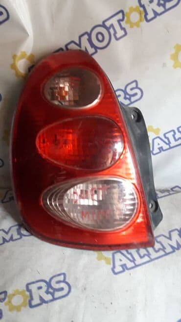 репетитор начальных классов на дому: Задний левый стоп-сигнал Toyota Б/у, Оригинал — 1