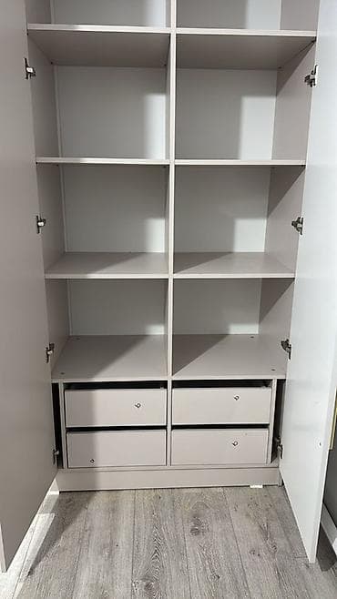 мебель для спальни новые: Спальный гарнитур и рабочая стенка Комплектация спальни: - Кровать — 3