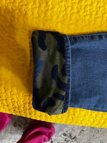 Киреге берилүүчү кийимдер: Продаются новые утеплённые флисом джинсы фирмыGap, на 14/16 лет(рост — 3
