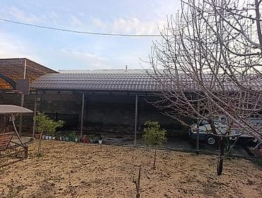 недвижимость дома: Продаётся жилой дом с коммерческим помещением у трассы. - Кирпичный — 4