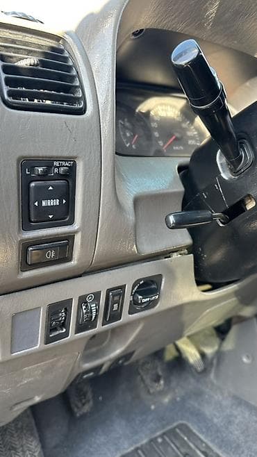 араб крузак: Toyota Land Cruiser Prado: 2001 г., 3 л, Кол менен иштөөчү, Дизель, Жол тандабас — 6