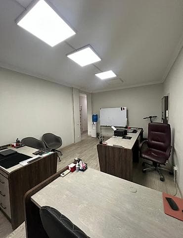 продам сдам: Аренда офисов, 54 м², В жилом комплексе, 1 линия — 3