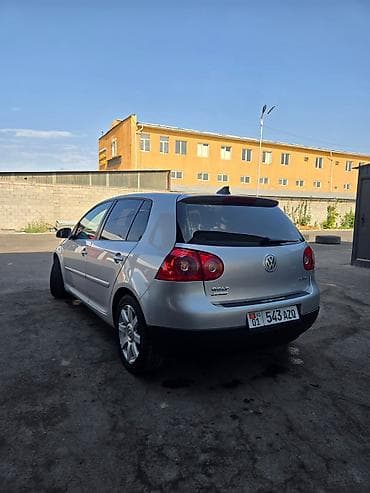 colf 2: Volkswagen Golf V: 2004 г., Бензин — 2