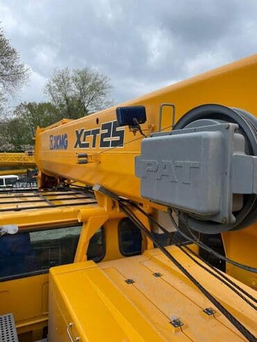 газон футбол: Автокран, XCMG, 2021 г., от 30 м — 11