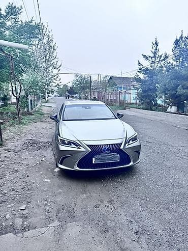 lada vesta: Lexus ES: 2019 г., Автомат, Гибрид, Седан — 2