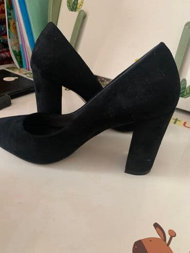 женские слипоны больших размеров: Продаю б/у Туфли,зам-й.Сост отл.Одевала один раз.Размер:36р — 1