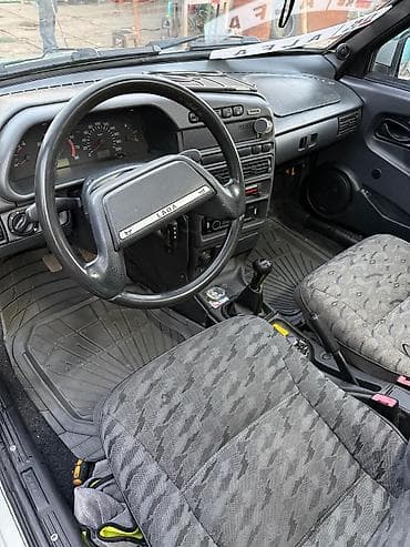 куплю продаю: ВАЗ (ЛАДА) Samara: 2003 г., 1.5 л, Ручные, Бензин, Седан — 4