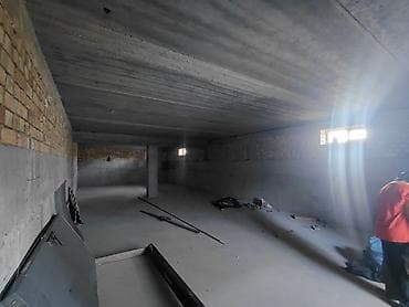 квартиры на месяц: Сдаётся подвальное помещение в Новопавловке. Площадь — 90 кв.м (15×6 — 2