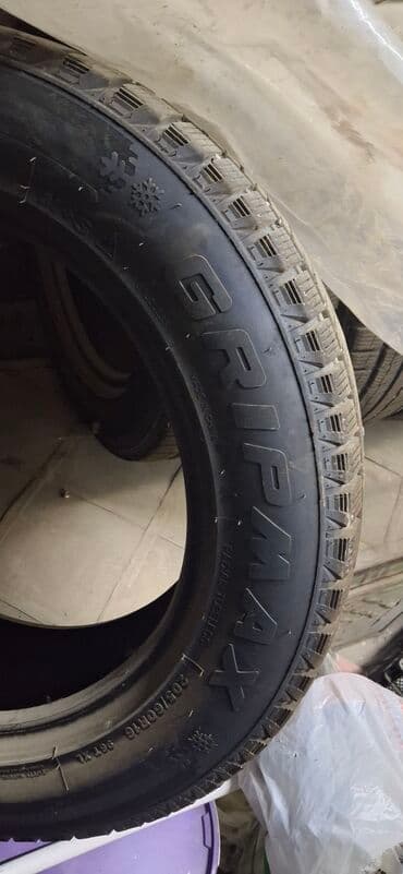 машина ман: Зимние шины Gripmax Ice - Размер: 205/60 R16 96T XL - Тип: зимние — 2