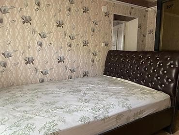 шезлонги бу: Срочно сатылат, спальный корейский матрасы, эки тумбасы менен — 1