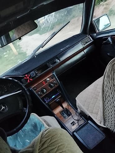 lexus es 2002: Mercedes-Benz W124: 1989 г., 2.3 л, Автомат, Бензин, Седан — 7