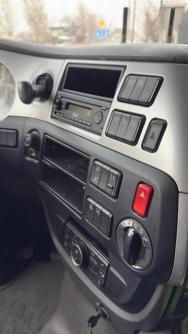 thermo king: Тягач, DAF, 2019 г., Без прицепа — 9