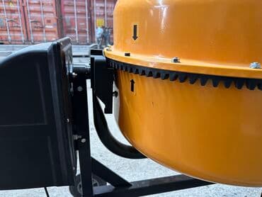 шредеры скоб на колесиках: Бетономешалка Ручная, Средняя (150 - 300 л), Новый — 3