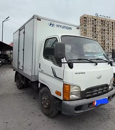 коробка на бус сапог: Hyundai : 2010 г., 2.4 л, Механика, Дизель, Бус — 1