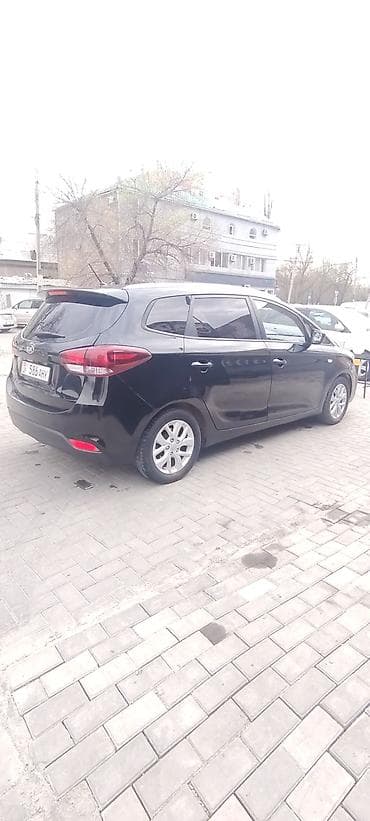 w220 s500: Kia Carens: 2017 г., 2 л, Автомат, Газ, Универсал — 3